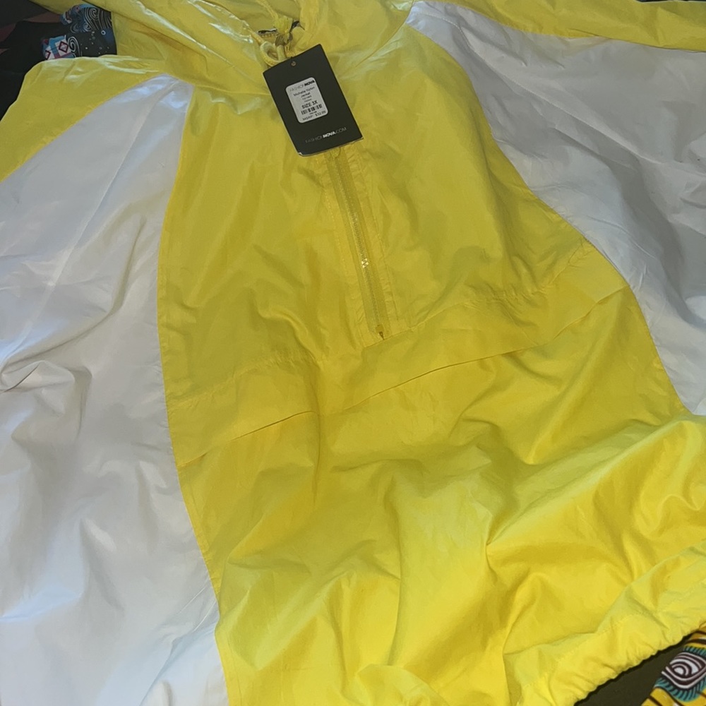 Nylon Lightweight pullover - Picture 6 of 7